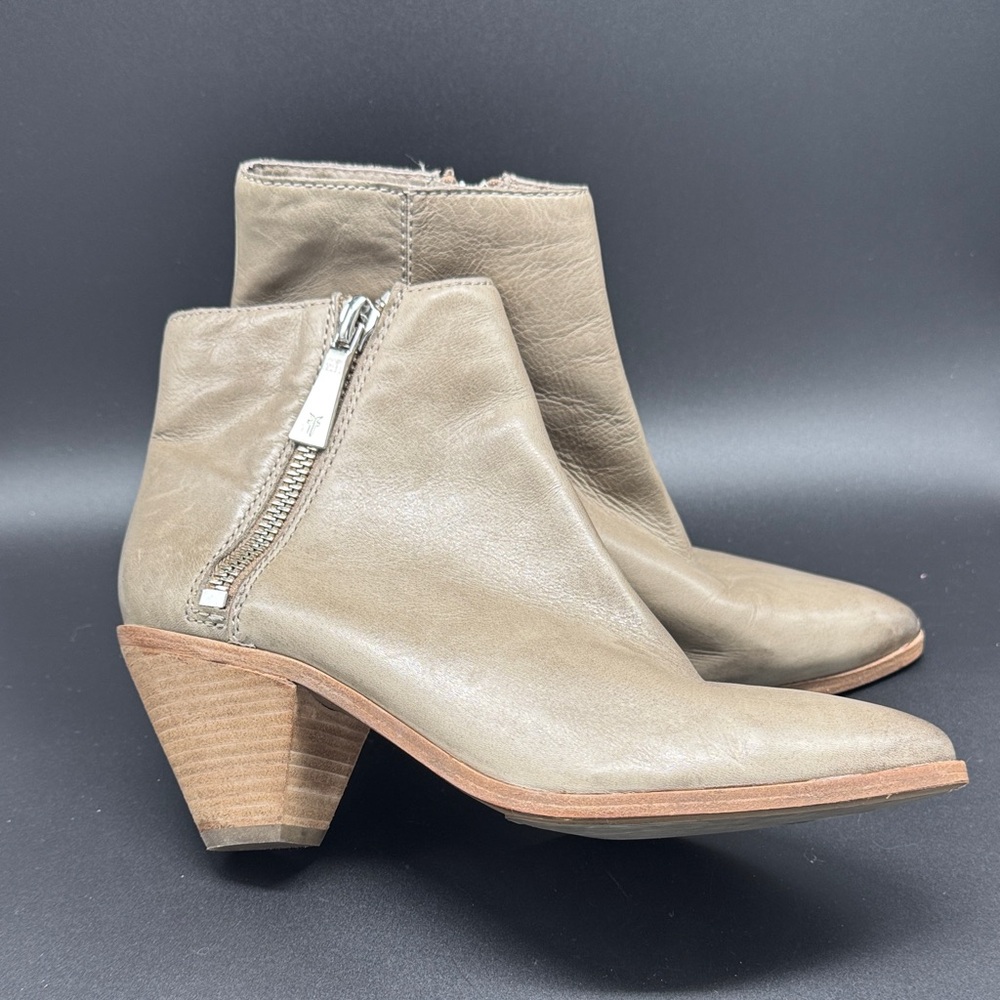 Frye Grey Leather Ankle Booties with Side Zip Sz 9 - Picture 11 of 12